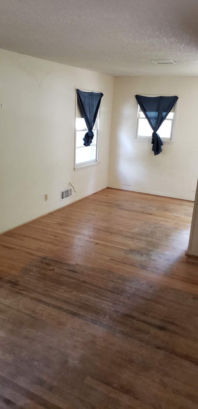 Photo - 1311 Patricia Dr