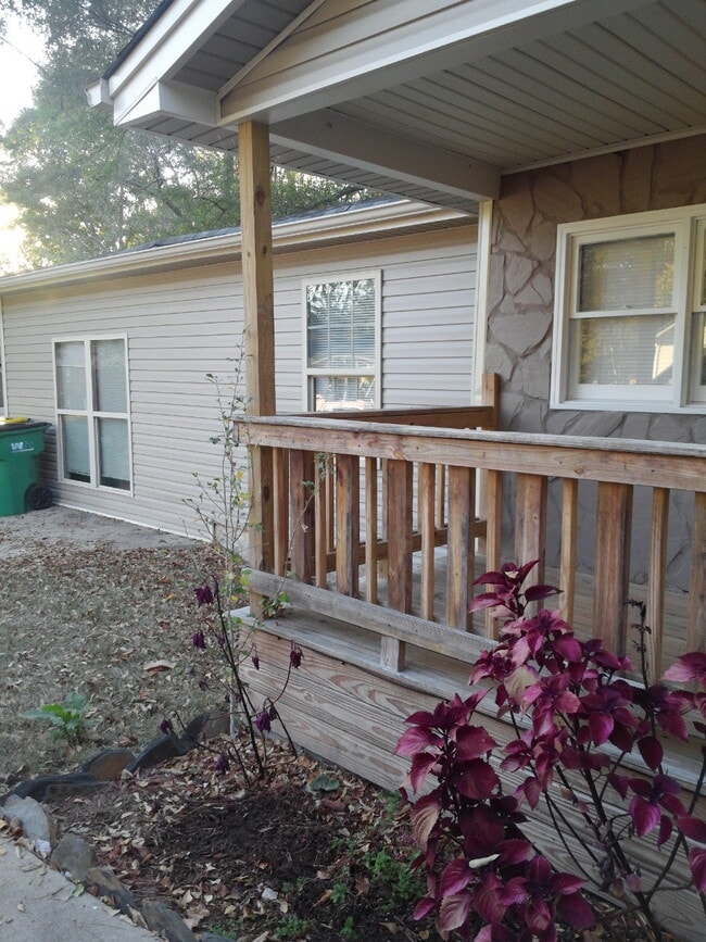 Building Photo - 51 Atlanta Ave