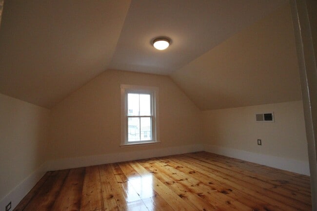 Photo - 19 Prescott St Unit 2