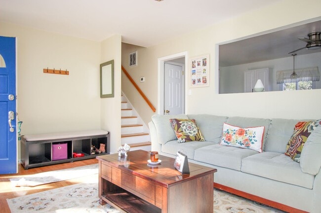 Photo - 846 Thames Dr