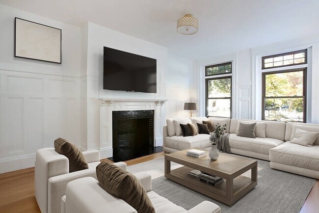 Building Photo - 1805 Beacon St Unit 2 Rental
