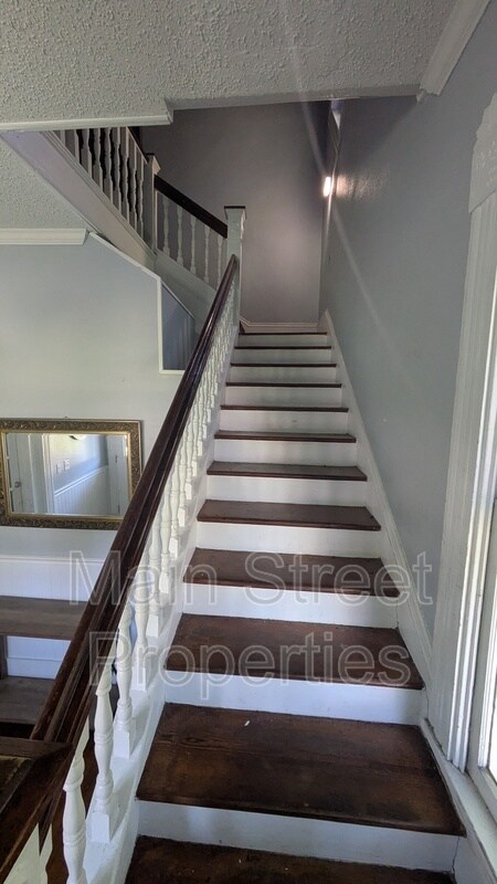 Photo - 911 N Spring St Unit 4