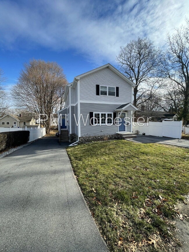 Building Photo - 14 Edgemere Blvd Unit B