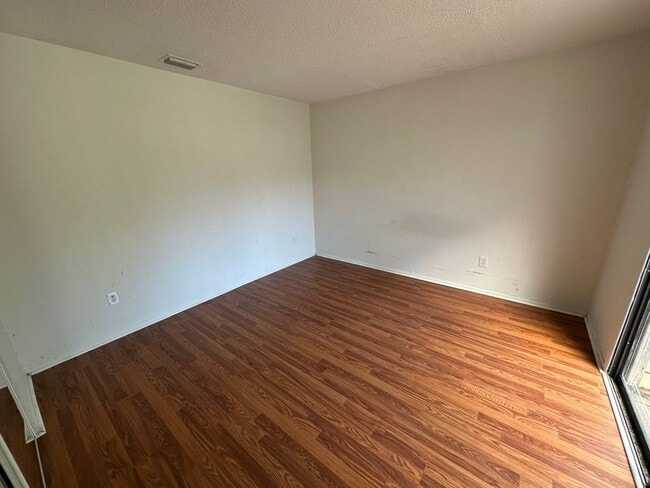 93 Springwood Square Unit 93