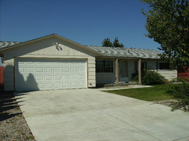 Photo - Home For Rent!!