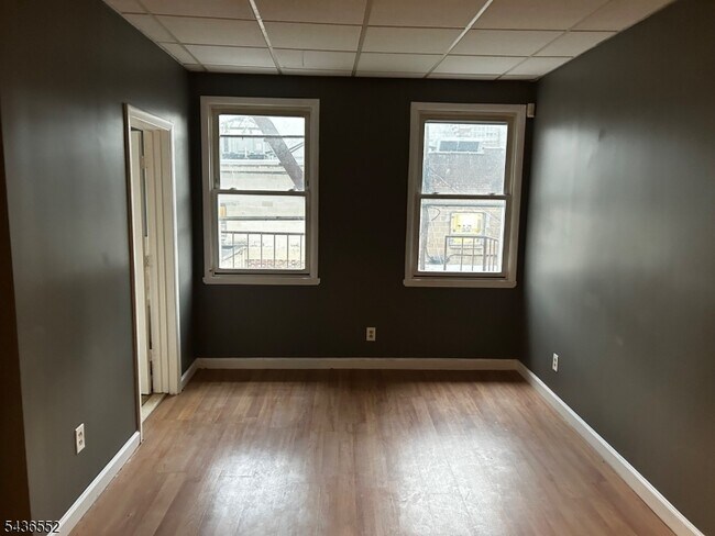 Photo - 45 Halsey St