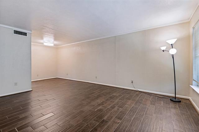Photo - 3827 Gilbert Ave Unit 109
