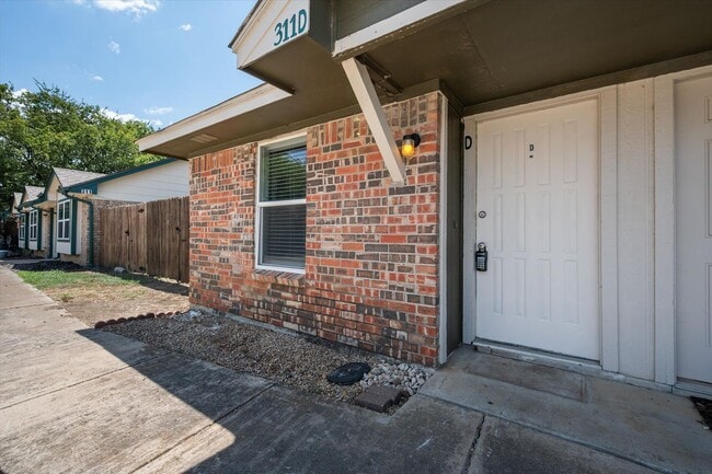 Photo - 311 Kings Way Dr Unit D