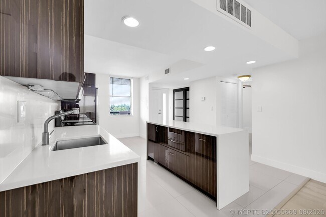 Photo - 2768 Carambola Cir S Unit 501