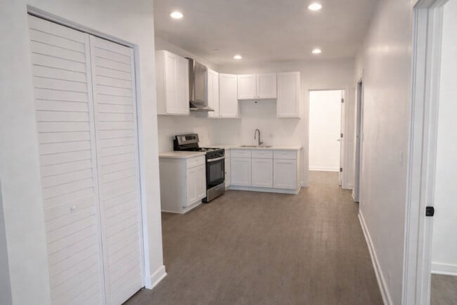 Photo - 4519 W Thomas St Unit 1