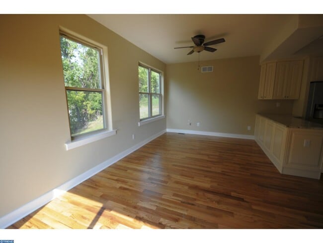 Photo - 242 Krams Ave