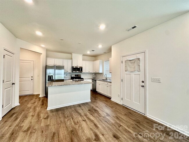 Photo - 8116 Ramsburg Dr