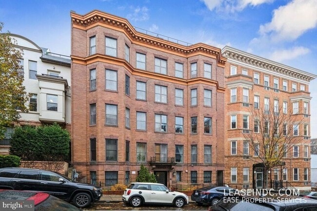 Building Photo - 1417 Chapin St NW Unit #101