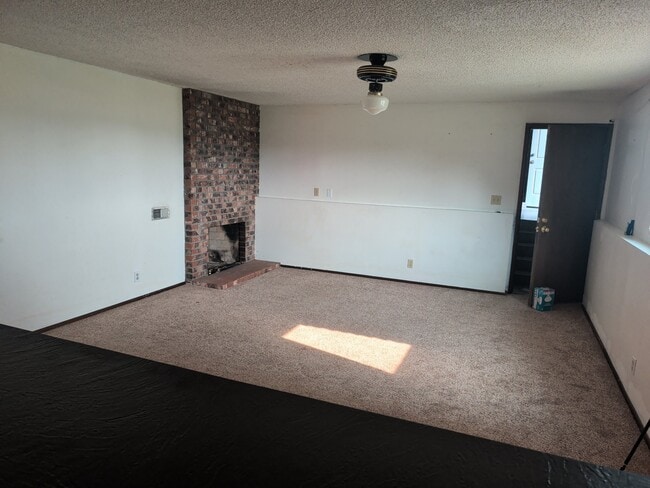 Photo - 3808 N Garry Rd