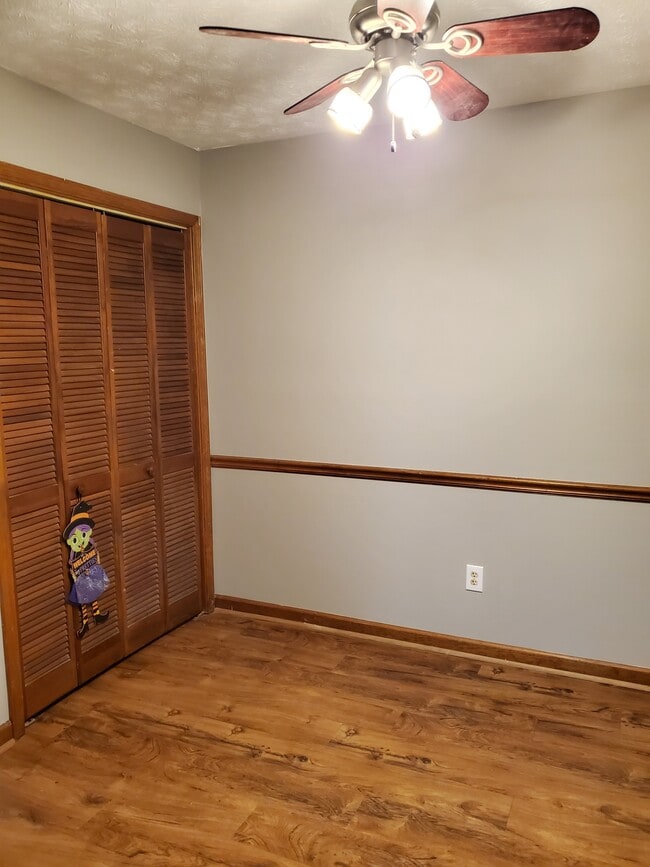 Photo - 2130 Kings Gate Cir