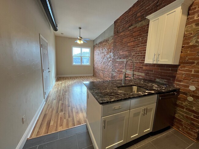 Photo - 4024-4028 Liberty Ave