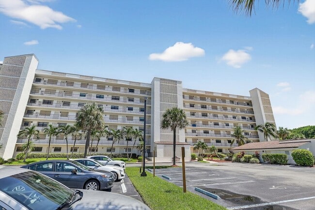 10310 S Ocean Dr Unit 610