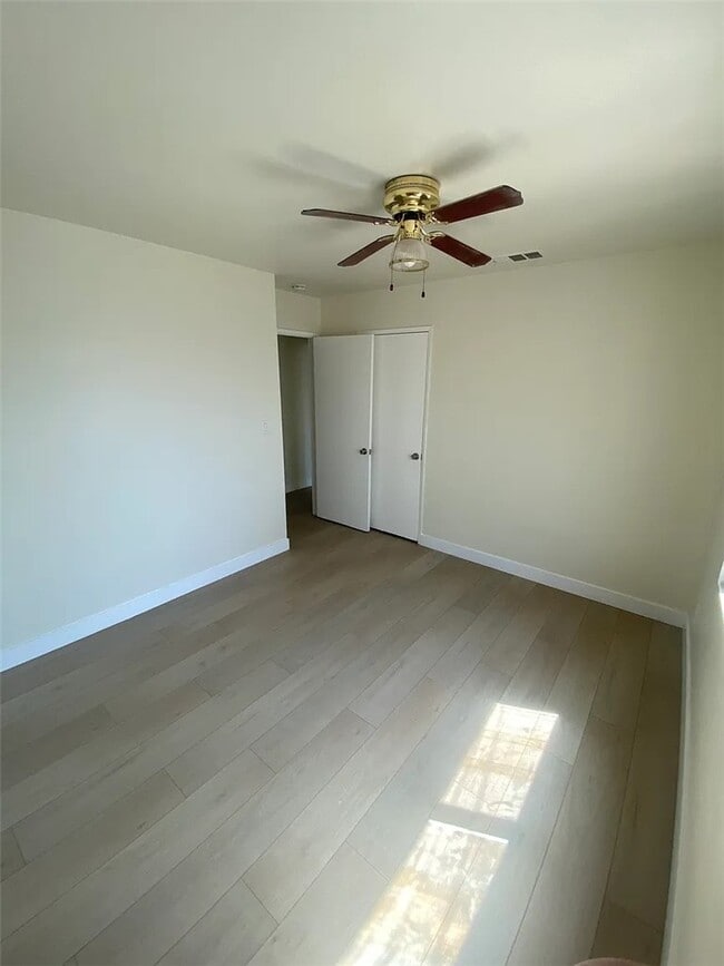 Photo - 1223 W Ave H 12