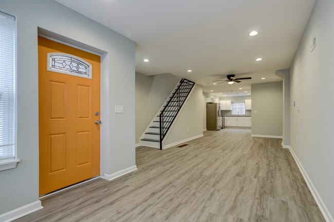 Photo - 4021 Howland St