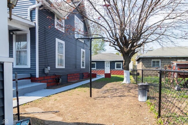 Photo - 856 River Ave Unit Front