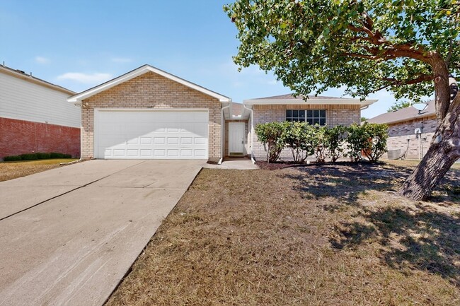 Photo - 625 Spillway Dr