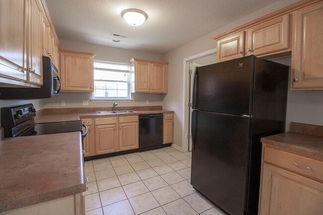 Photo - 1921 Field St