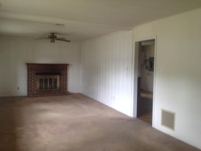 Photo - 515 York Ave