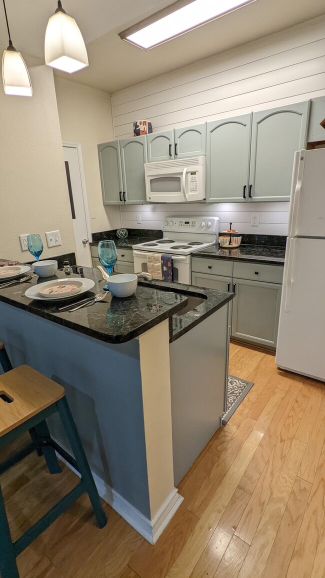 Building Photo - 3910 Penderview Dr Unit 3910 Penderview Drive Rental