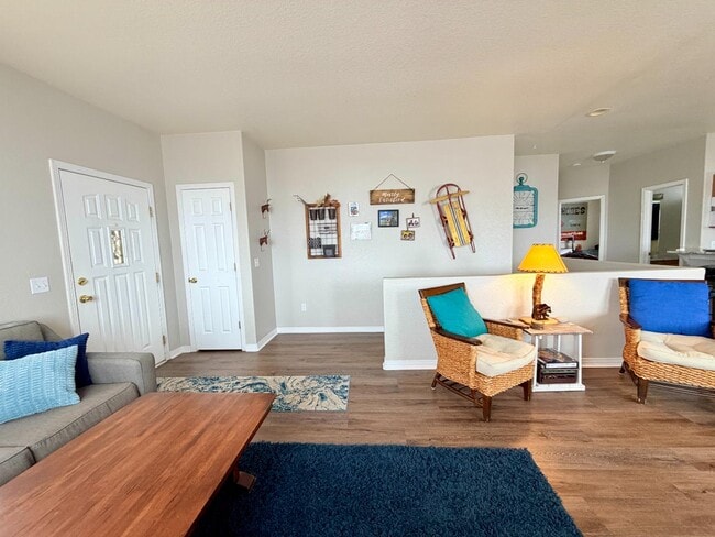 Photo - 106 Deer Trail Dr