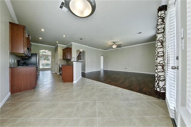 Photo - 139 Sweet Leaf Grove Ln