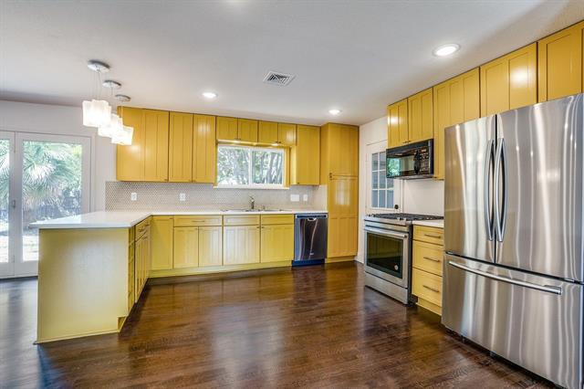 Photo - 10343 Marsh Ln