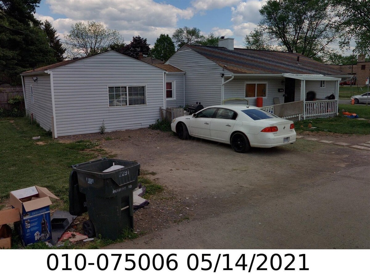 Photo - 2291 McGuffey Rd House