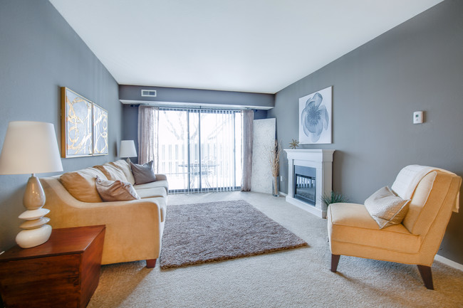 Natural Light through the Patio/Balcony! - Three Oaks Apartments