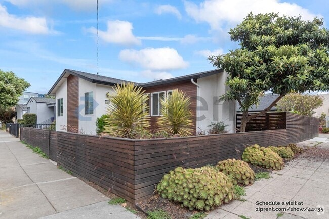 Building Photo - 4300 Adeline St Rental