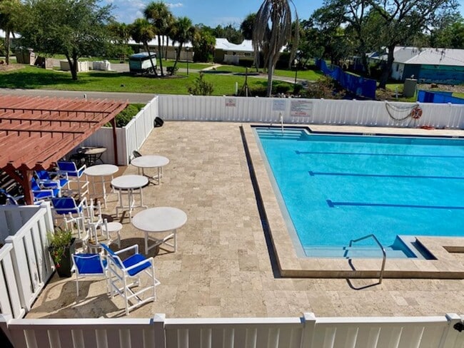 Photo - Islands Community Condo