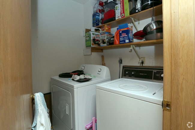 Linnet Circle Apartments