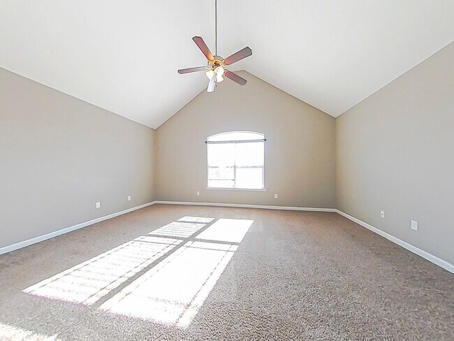 Photo - 3 Bedroom 2.5 Bath in Crawford Creek