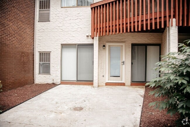Building Photo - 593 Geneva Dr Rental