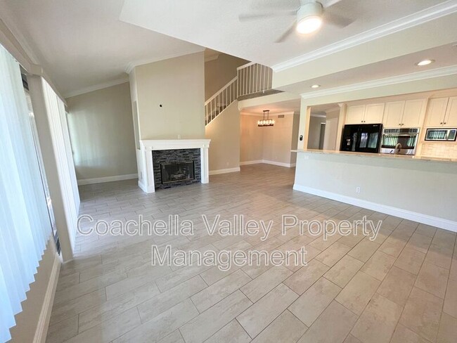 Building Photo - 41469 Woodhaven Dr W