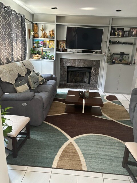 Photo - 493 Le Parc Cir