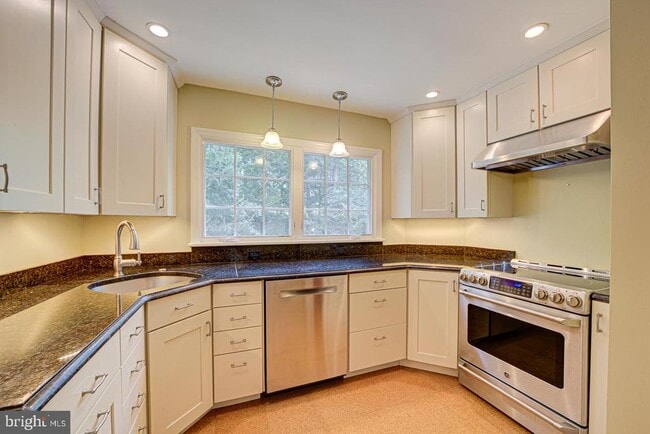 Photo - 6717 44th Ave