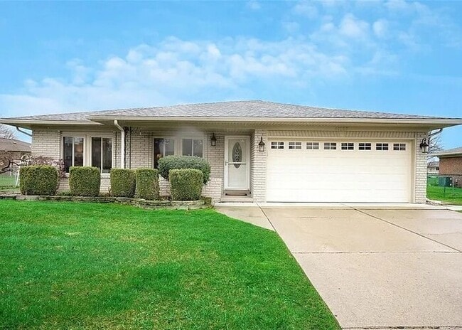 Photo - 41223 Sesame Dr House