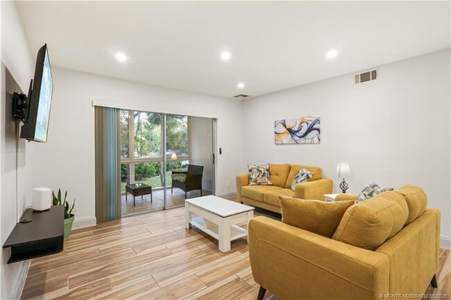 Photo - 2950 SE Ocean Blvd Unit 58-5