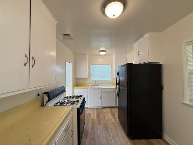 Photo - Now Leasing a 2-Bedroom Home in a Prime East Long Beach Location!