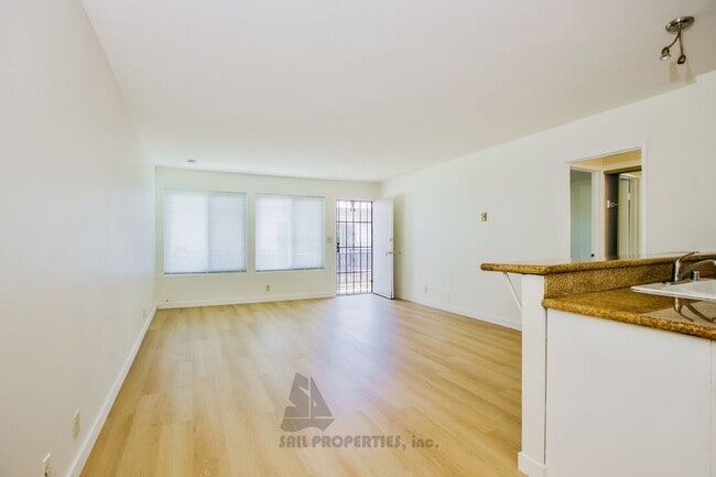 Photo - Great 1 Bedroom Condo in Long Beach! Unidad 310