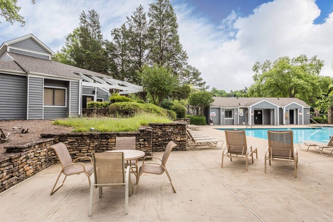 Photo - Crestmont Apartment Homes