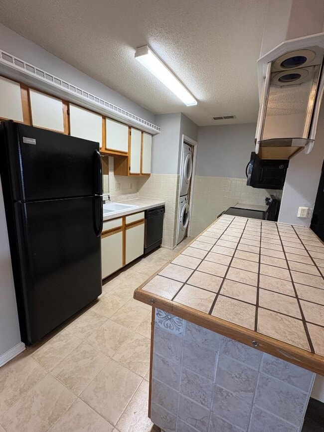 Photo - 922 Fairwood Lakes Dr