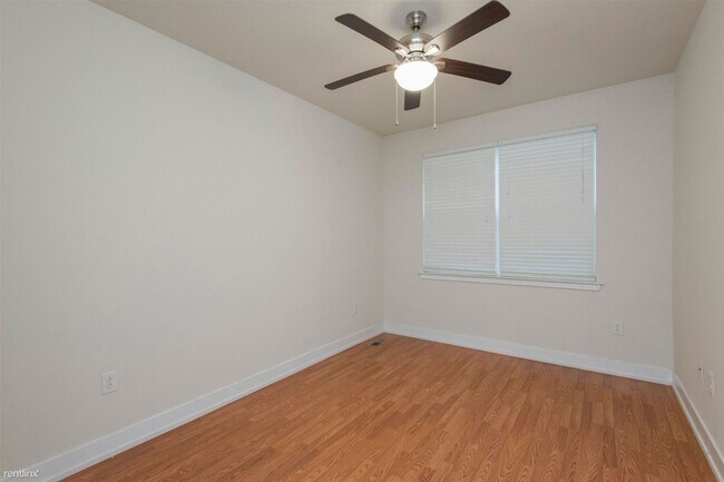 Photo - 4 br, 2 bath Triplex - 1405 N SYDENHAM ST ... Unidad 1A