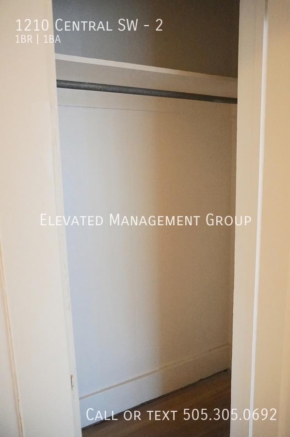 Photo - 1210 Central Ave SW Unidad 2