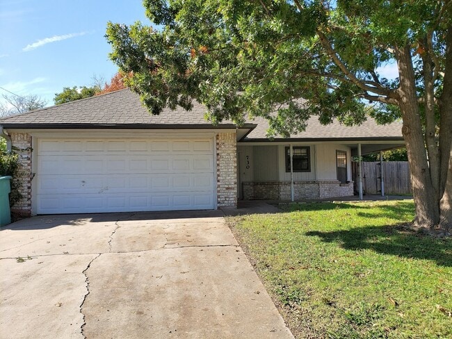 Photo - 730 Patricia Dr